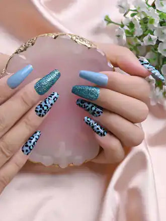 Luxury Press-On Nails (24Pcs) - Free Nail Kit Included 00011