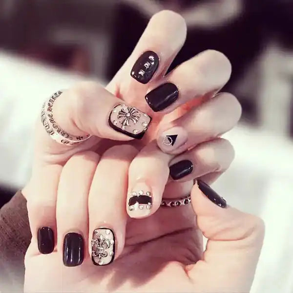 Luxury Press-On Nails (24Pcs) - Free Nail Kit Included 00028