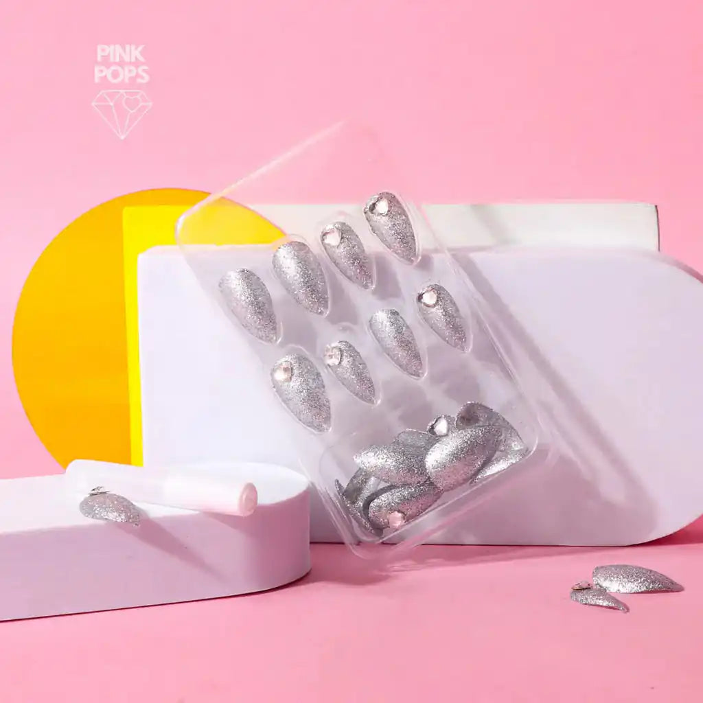 Luxury Press-On Nails (24Pcs) - Free Nail Kit Included 00029