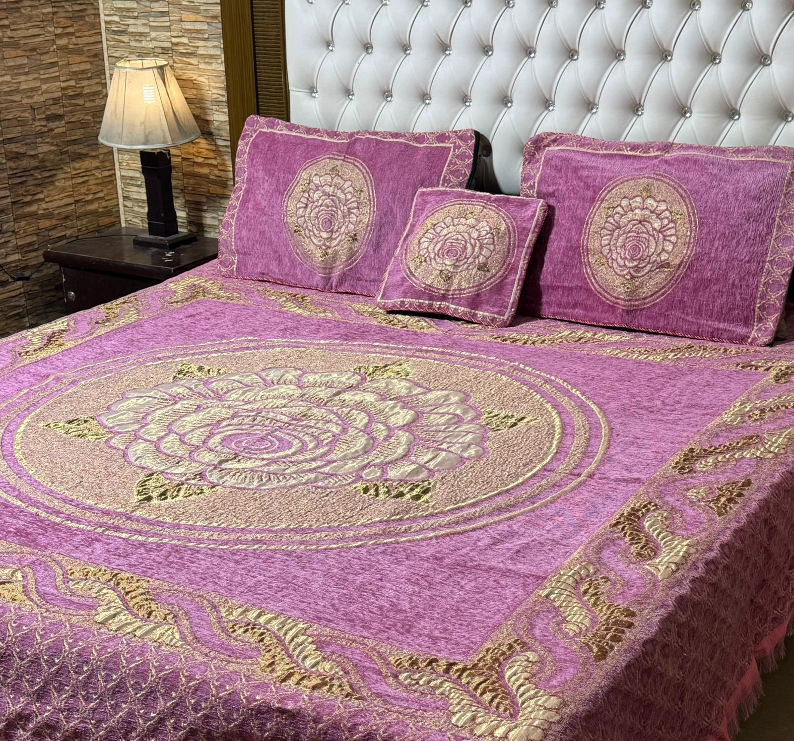 4Pc Velvet Jaquard Bedsheet (Ds No 1033)