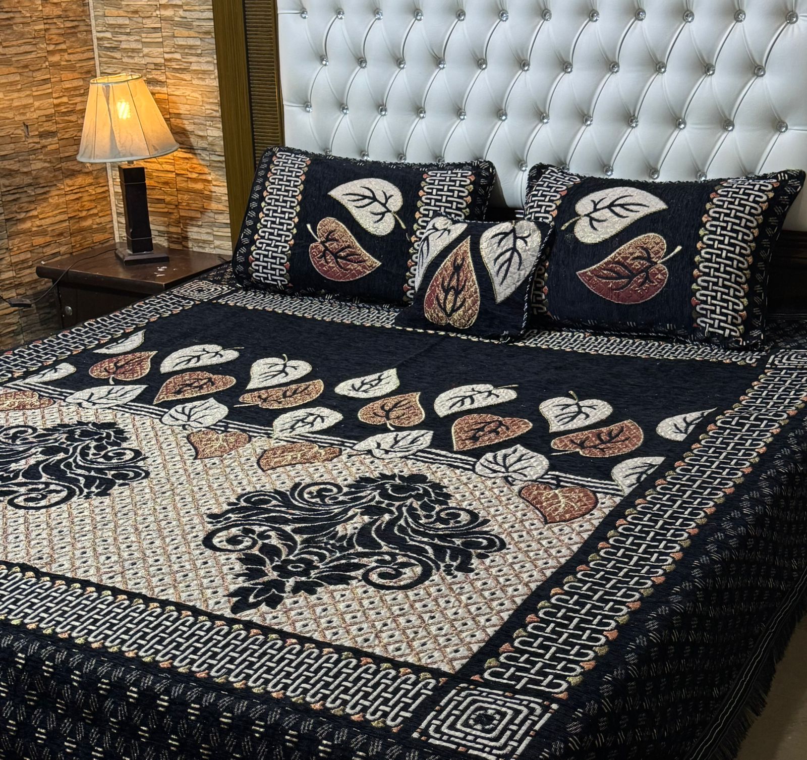 4Pc Velvet Jaquard Bedsheet (Ds No 1014)