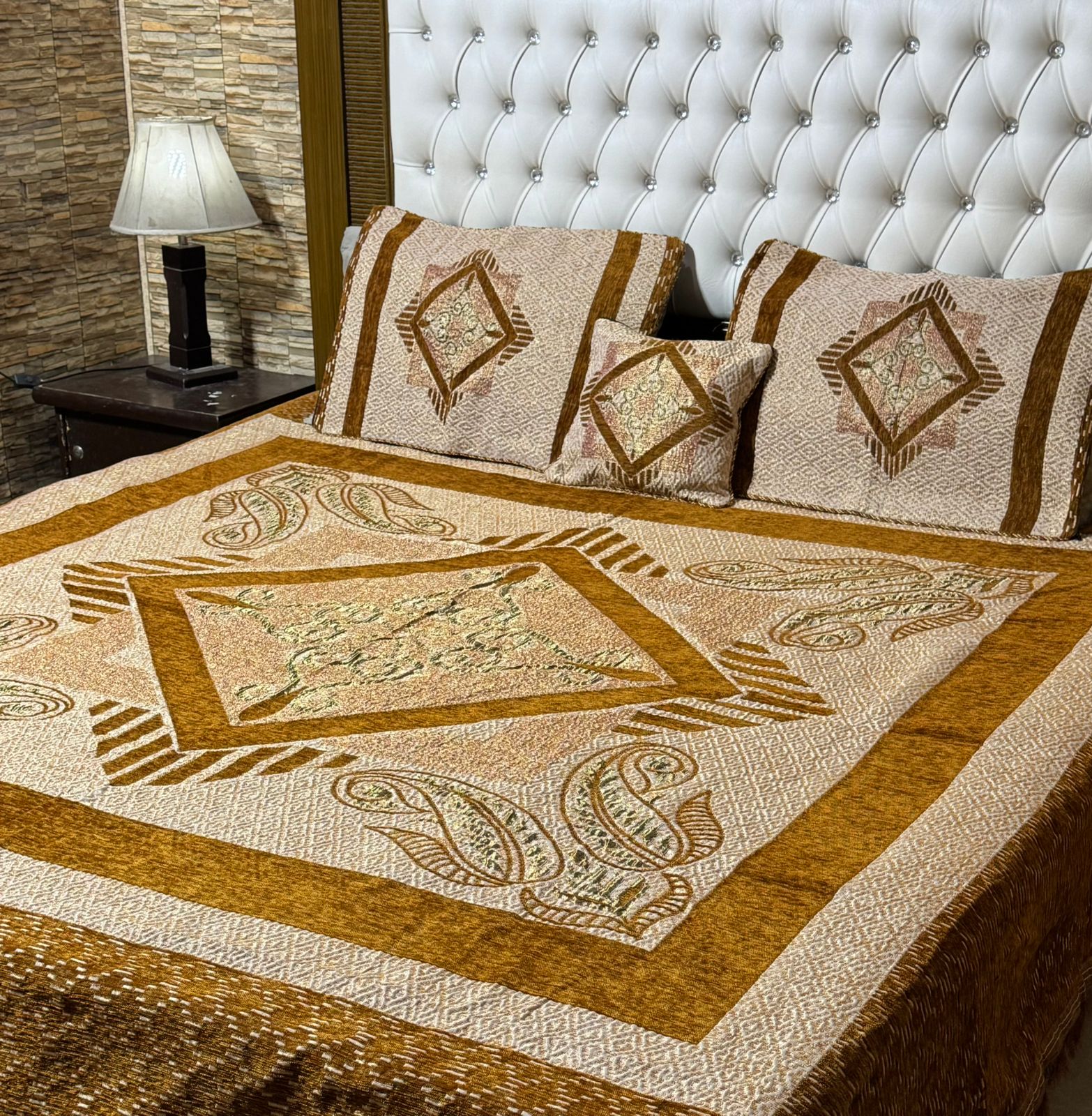 4Pc Velvet Jaquard Bedsheet (Ds No 1021)