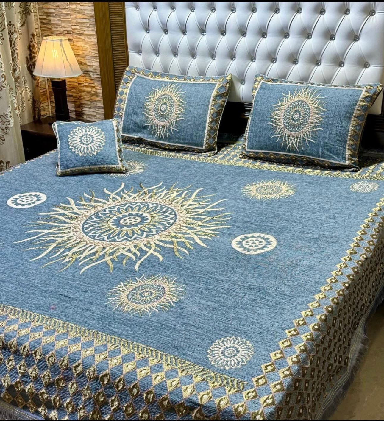 4Pc Velvet Jaquard Bedsheet (Ds No 1042)