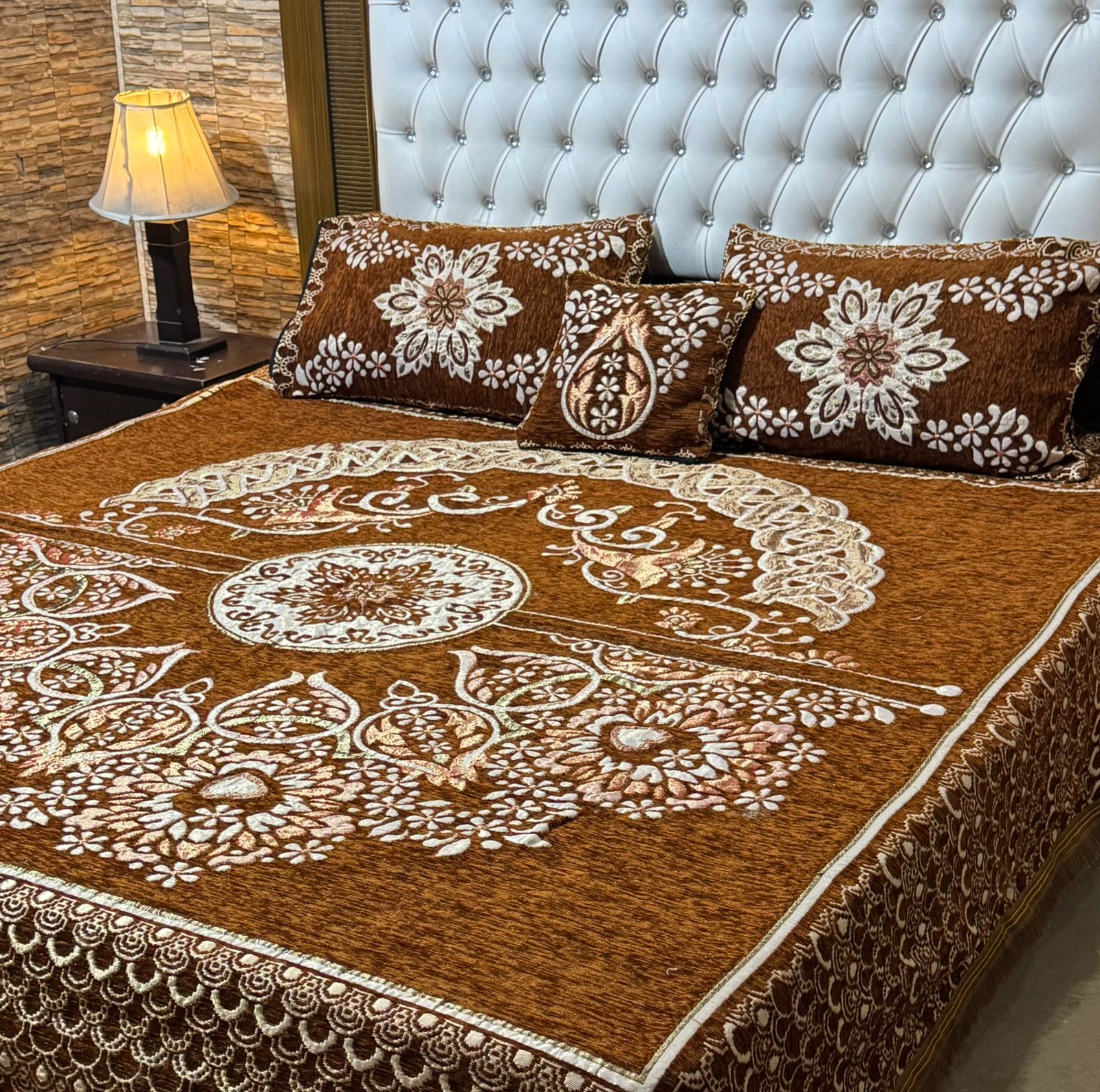 4Pc Velvet Jaquard Bedsheet (Ds No 1032)