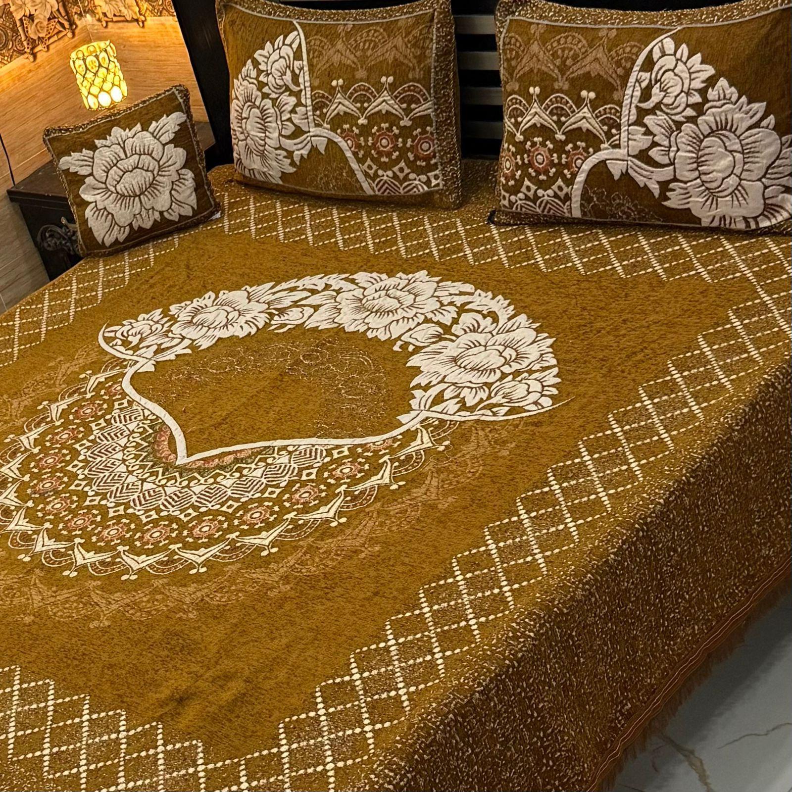4Pc Velvet Jaquard Bedsheet (Ds No 1056)