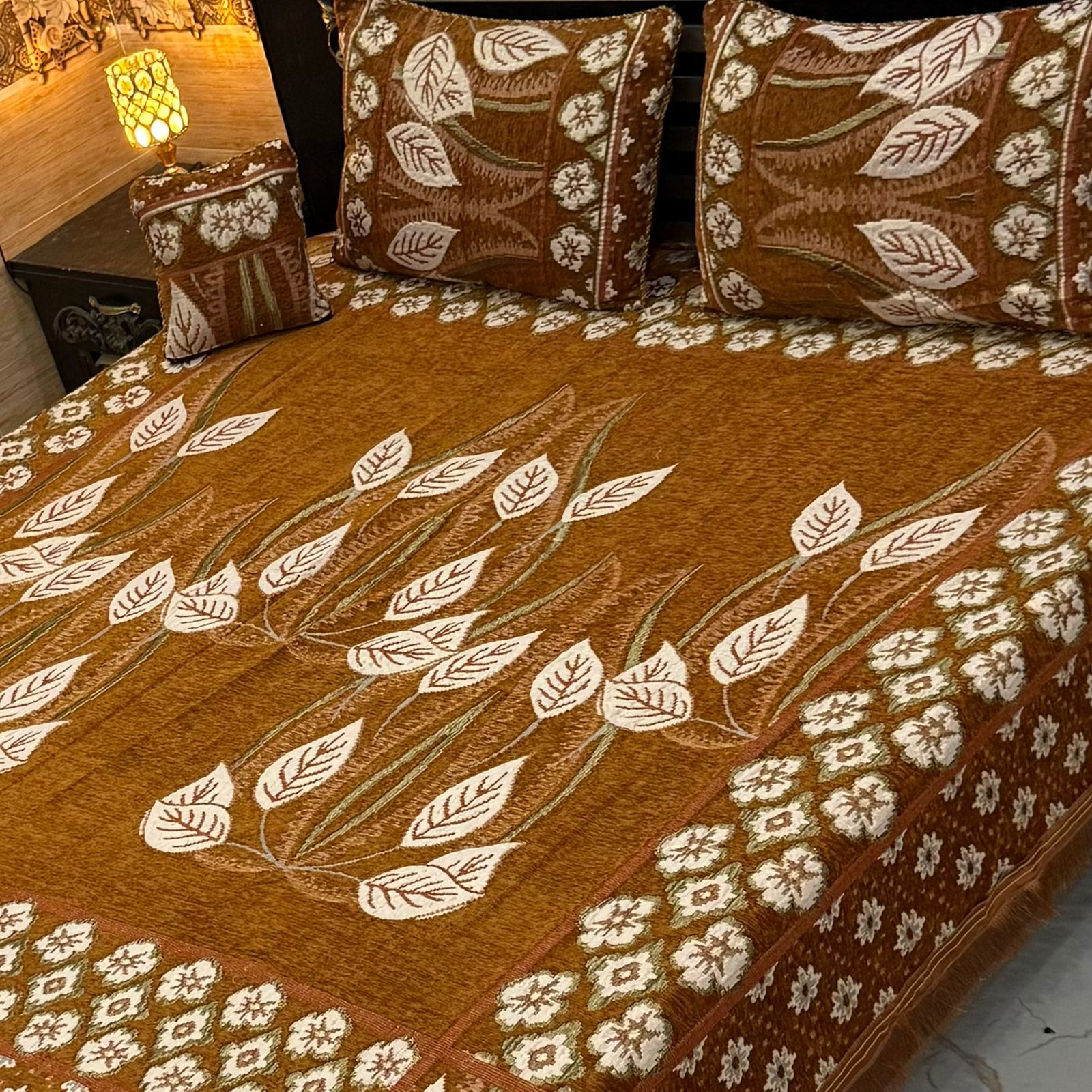 4Pc Velvet Jaquard Bedsheet (Ds No 1080)