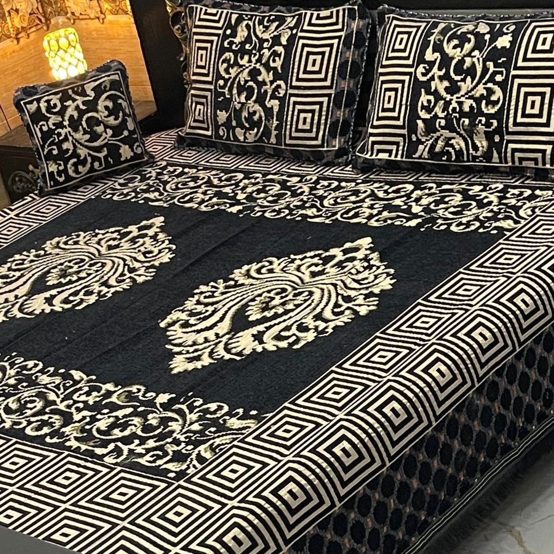 4Pc Velvet Jaquard Bedsheet (Ds No 1081)