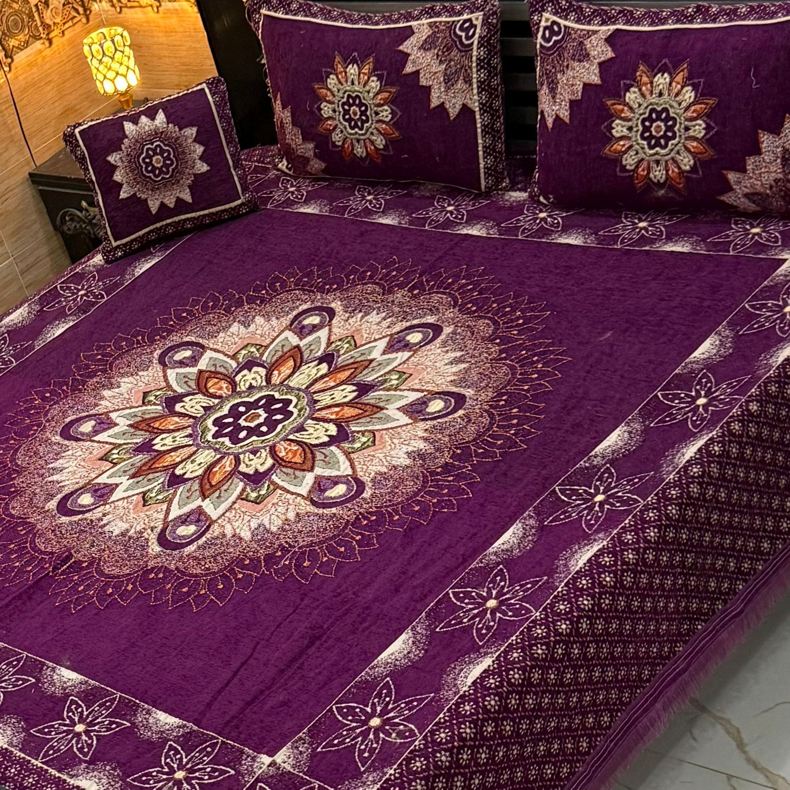 4Pc Velvet Jaquard Bedsheet (Ds No 1085)