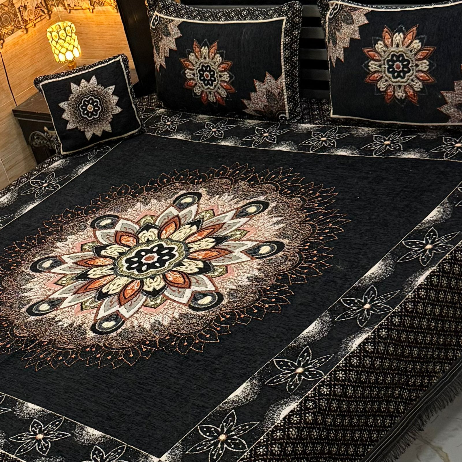 4Pc Velvet Jaquard Bedsheet (Ds No 1086)