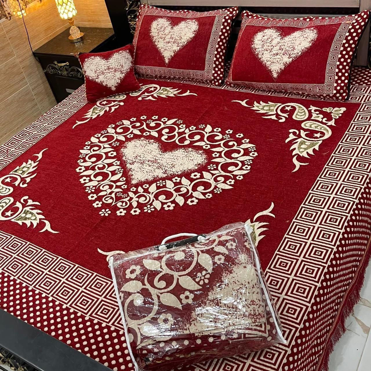 4Pc Velvet Jaquard Bedsheet (Ds No 1092)