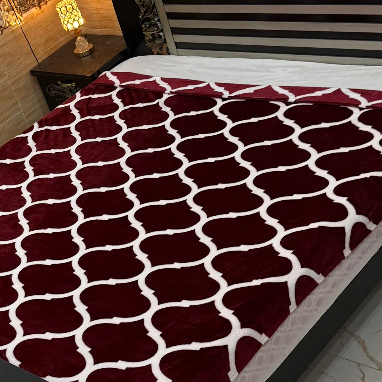 Luxury Summer AC  Blanket(Mahroon Laria)