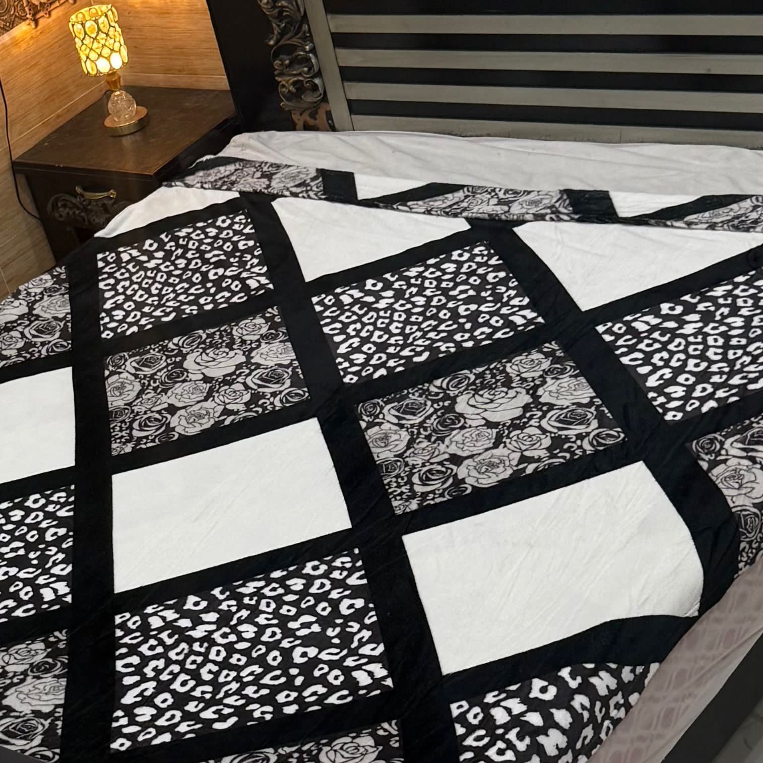 Luxury Summer AC  Blanket(White Grey Big Box)