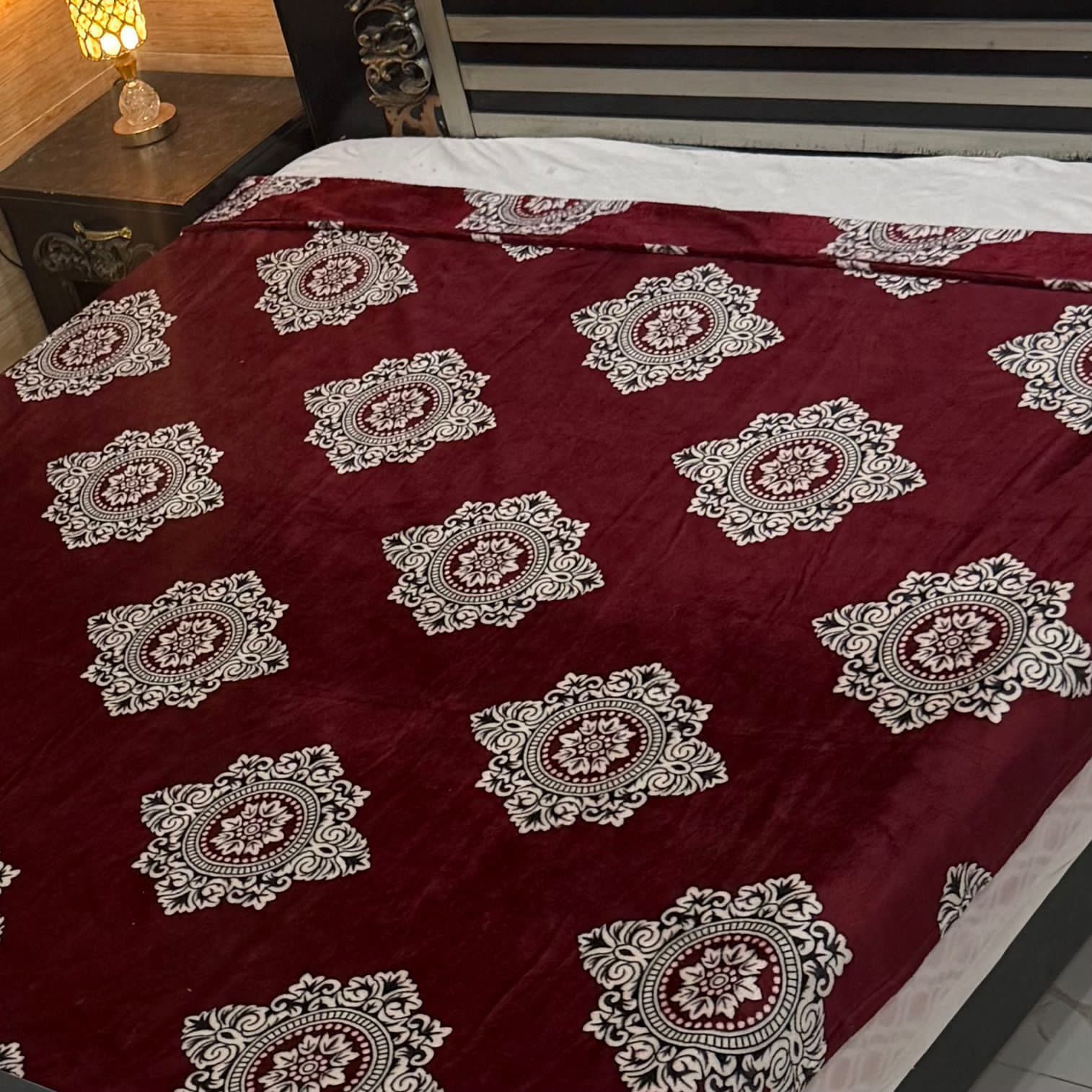 Luxury Summer AC  Blanket(Mahroon Grey Motif)