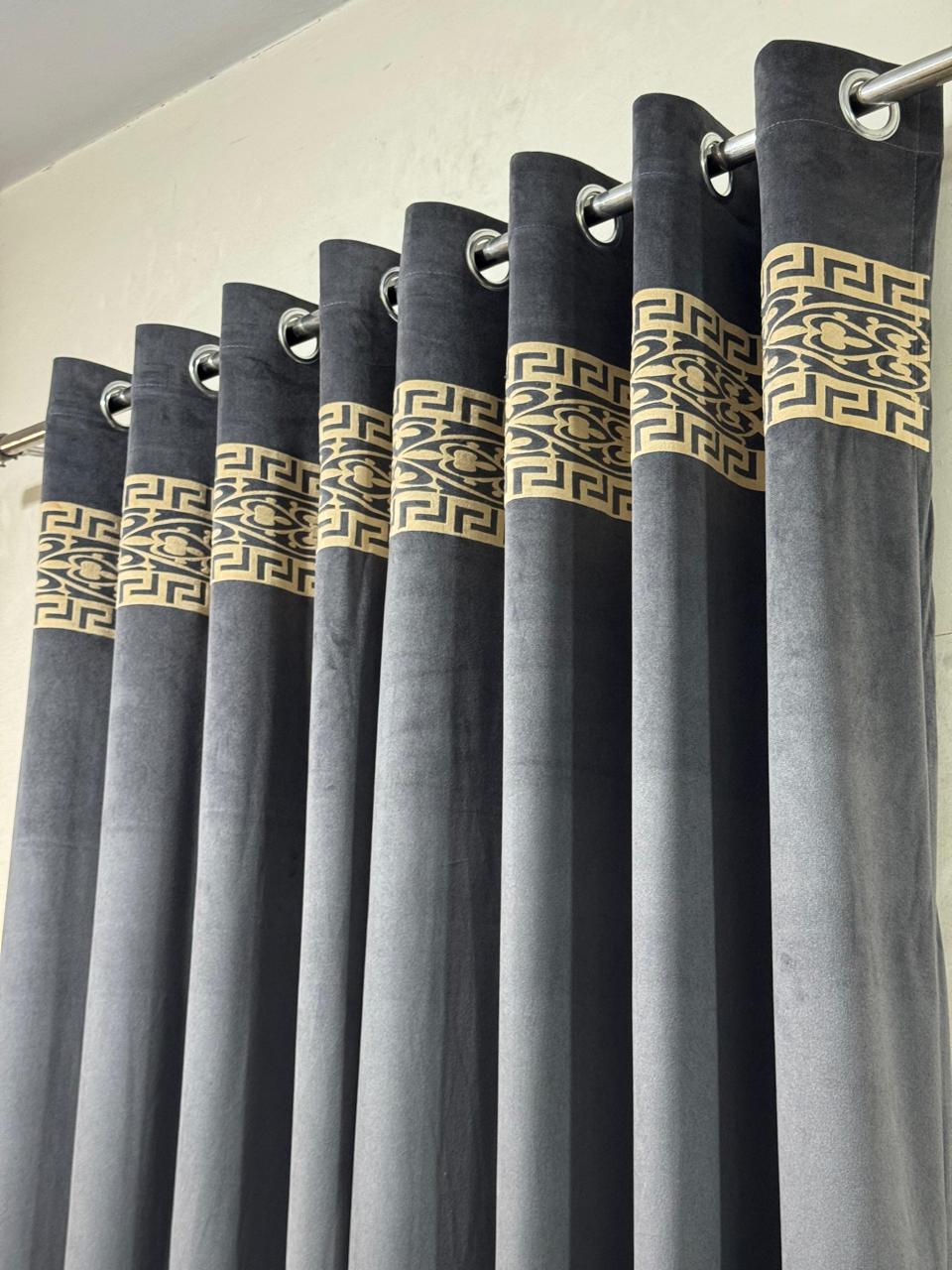 ⚜️ Velvet  Executive Curtain - Top border aplic design✨