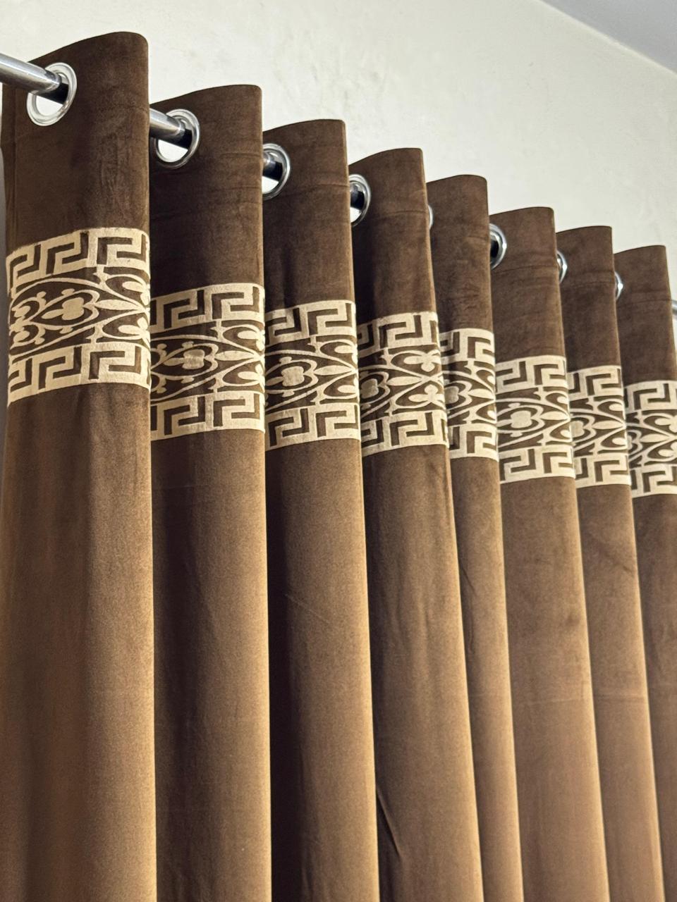 ⚜️ Velvet  Executive Curtain - Top border aplic design✨