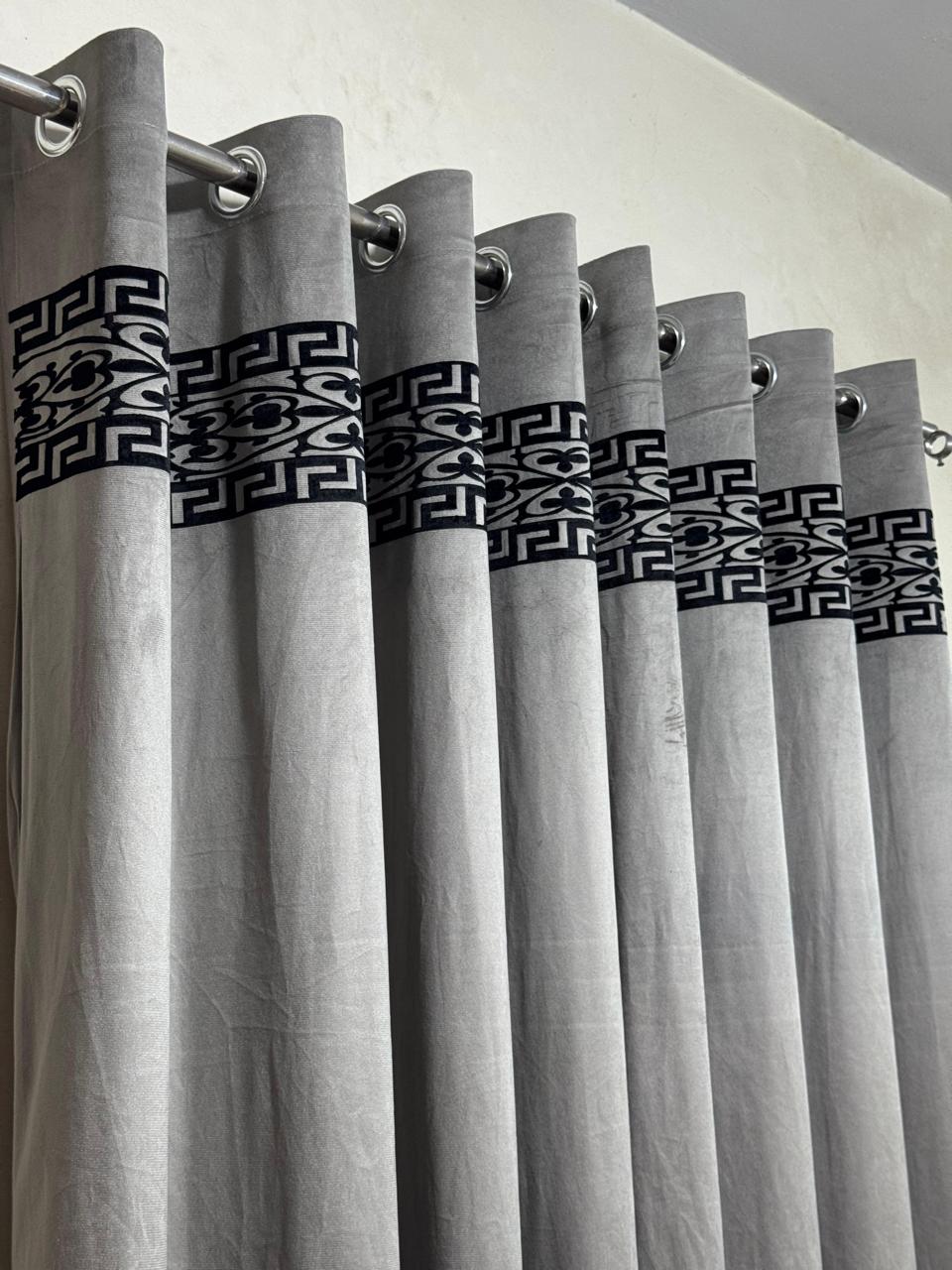 ⚜️ Velvet  Executive Curtain - Top border aplic design✨