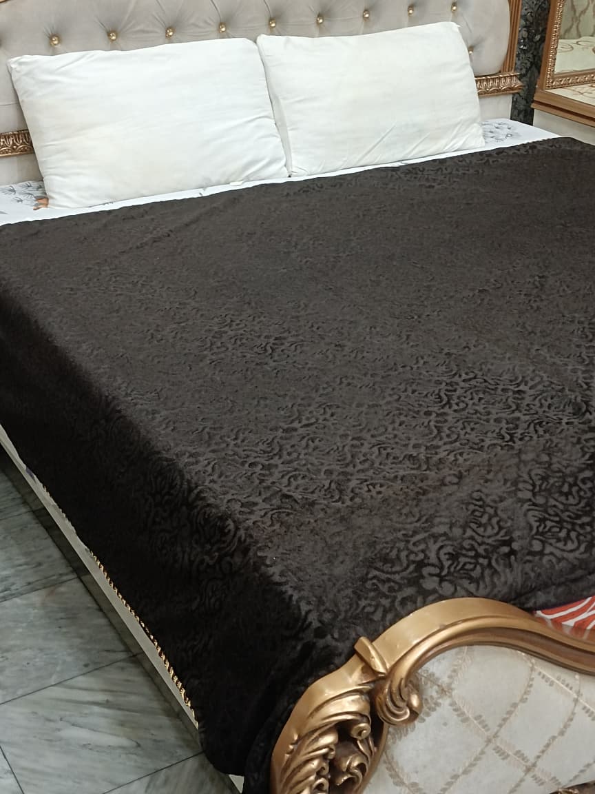 Emboss Razai Cover – Premium Textured Bedding